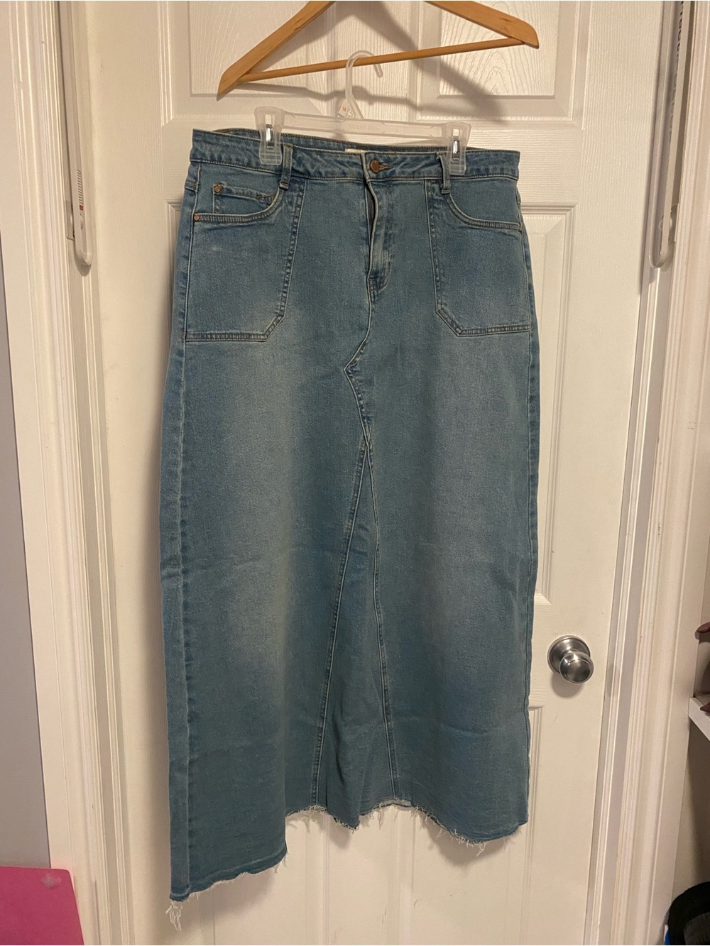 Casual Light Blue Denim Maxi Skirt
